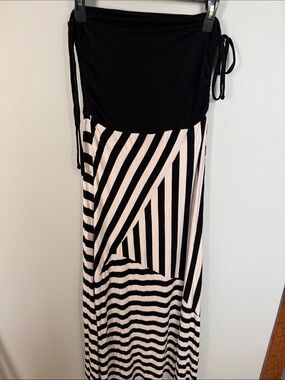 Suzy Shier Black & Cream Striped Strapless Maxi Dress with Side Tie Size Small